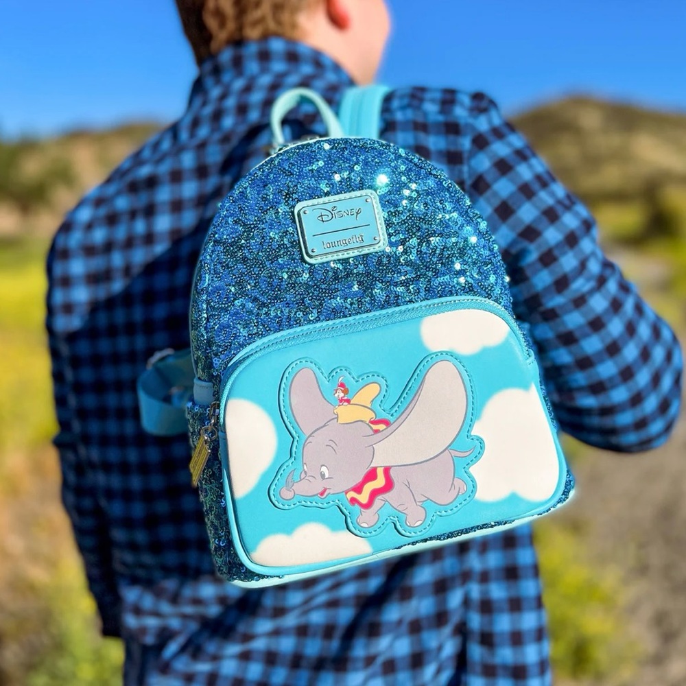 NWT! Disney Loungefly Dumbo Sequin Mini Backpack - Picture 3 of 15